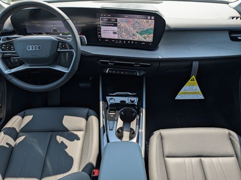 New 2026 Audi Q3 quattro 2.0T AWD/4WD image 8