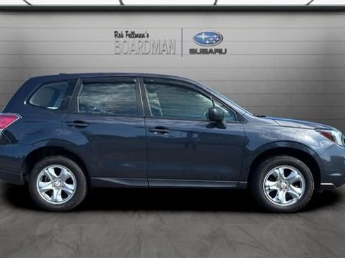 Used 2018 Subaru Forester 2.5i AWD/4WD image 3