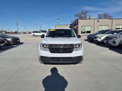 Used 2023 Ford Maverick XL image 2