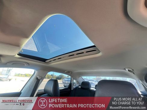 Used 2020 Volkswagen Passat 2.0T SEL image 7