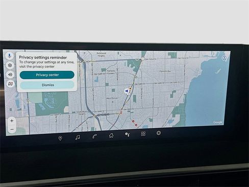 Used 2025 INFINITI QX80 Sensory image 11