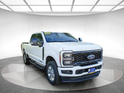 Used 2024 Ford F250 Lariat w/ Sport Appearance Package image 2