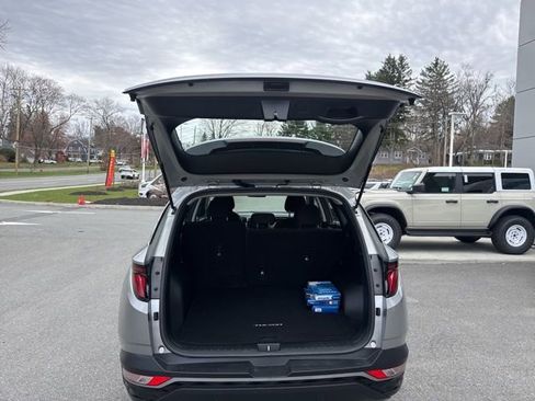 Used 2022 Hyundai Tucson SE w/ Cargo Package image 10