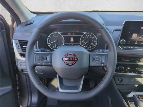 New 2026 Nissan Rogue SV AWD/4WD image 17