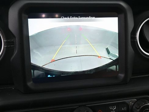 Used 2022 Jeep Wrangler Unlimited Sahara 4xe w/ Cold Weather Group image 13