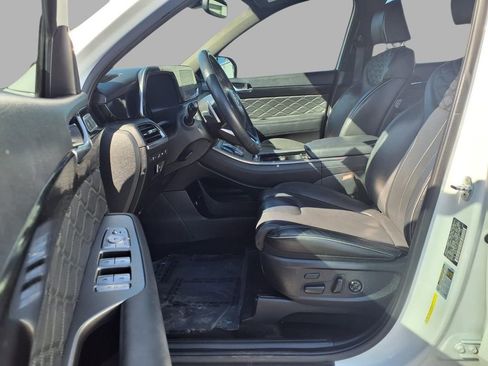 Used 2022 Hyundai Palisade Calligraphy image 24