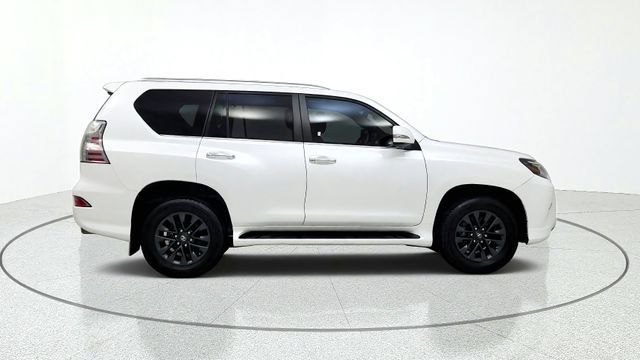 Used 2022 Lexus GX 460 Premium w/ Premium Package AWD/4WD image 10