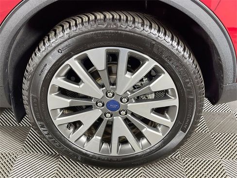 Used 2022 Ford Escape Titanium w/ Class II Trailer Tow Package image 33