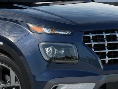 New 2025 Hyundai Venue Limited image 9