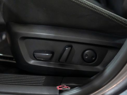 Used 2024 Nissan Rogue SV AWD/4WD image 39