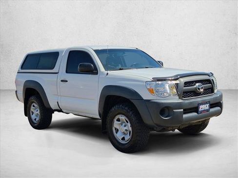 Used 2011 Toyota Tacoma 4x4 Regular Cab image 3
