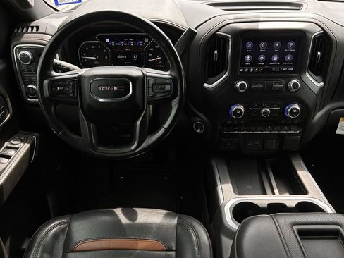 Used 2022 GMC Sierra 1500 AT4 w/ AT4 Premium Package image 12