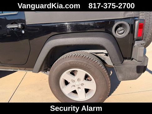 Used 2018 Jeep Wrangler Sport image 9