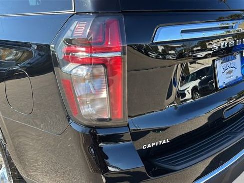 Used 2024 Chevrolet Suburban Premier image 37