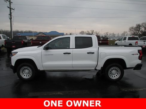 Used 2023 Chevrolet Colorado W/T image 9