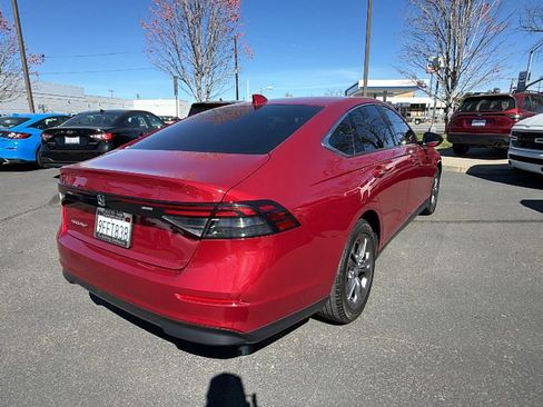 Used 2023 Honda Accord EX image 4