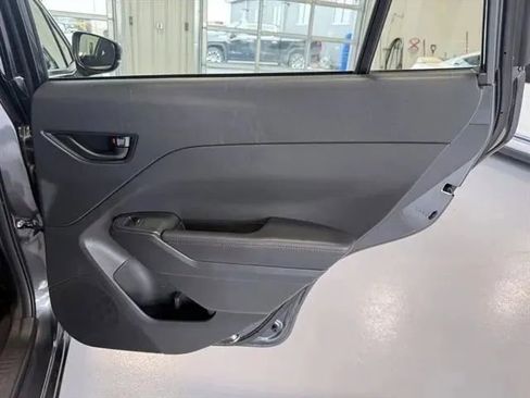 Used 2024 Subaru Impreza 2.0i Sport AWD/4WD image 18