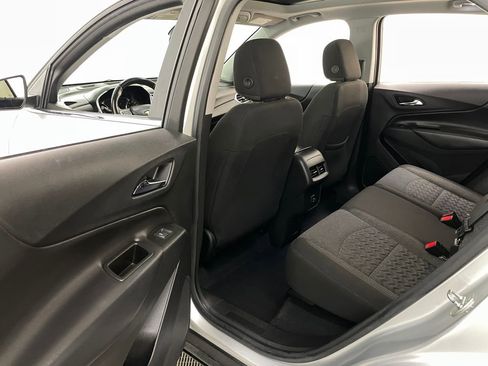 Used 2022 Chevrolet Equinox LT image 45