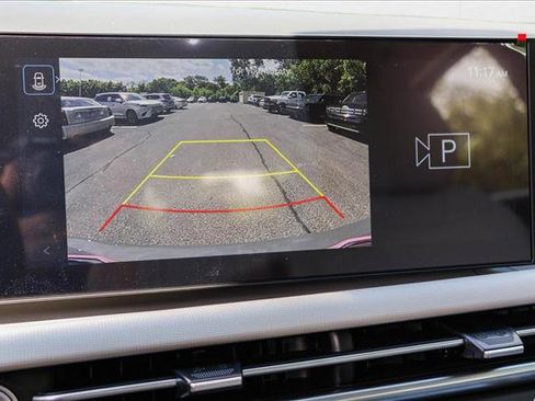 New 2025 Hyundai Tucson SE image 18