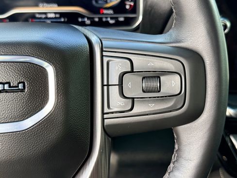 Used 2025 GMC Sierra 3500 Denali Ultimate image 30