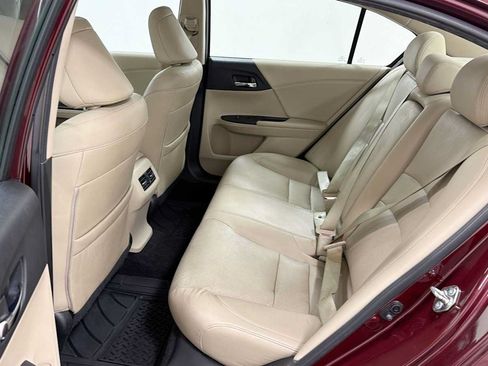 Used 2017 Honda Accord Touring image 25