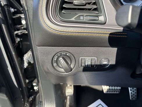 Used 2023 Dodge Challenger R/T Scat Pack image 15