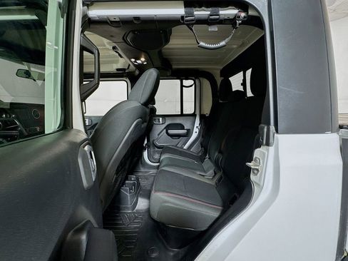 Used 2020 Jeep Gladiator Rubicon w/ Trailer Tow Package image 20