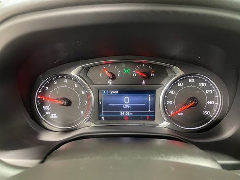 Used 2023 GMC Acadia SLE w/ Driver Convenience Package image 15