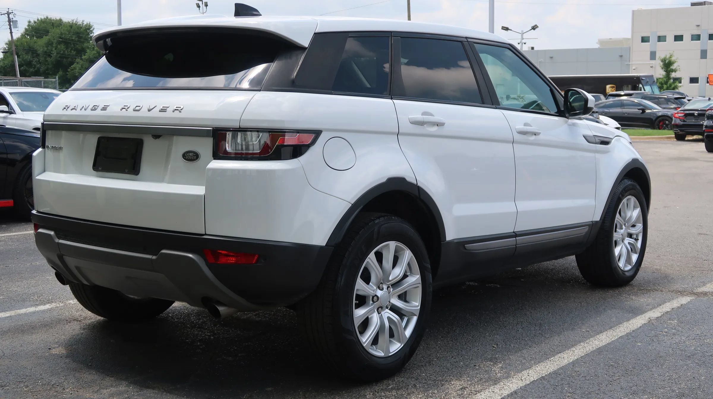 Used 2019 Land Rover Range Rover Evoque AWD/4WD image 14
