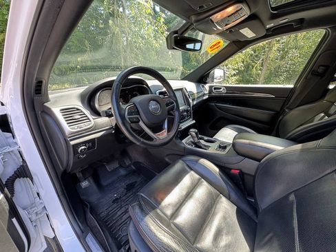 Used 2018 Jeep Grand Cherokee Trailhawk w/ Trailhawk Luxury Group AWD/4WD image 7