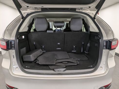 Used 2024 MAZDA CX-90 3.3 Turbo w/ Preferred Package image 24