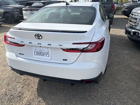 Used 2026 Toyota Camry Hybrid image 6