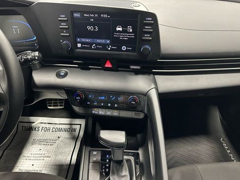 Used 2025 Hyundai Elantra Sport image 25