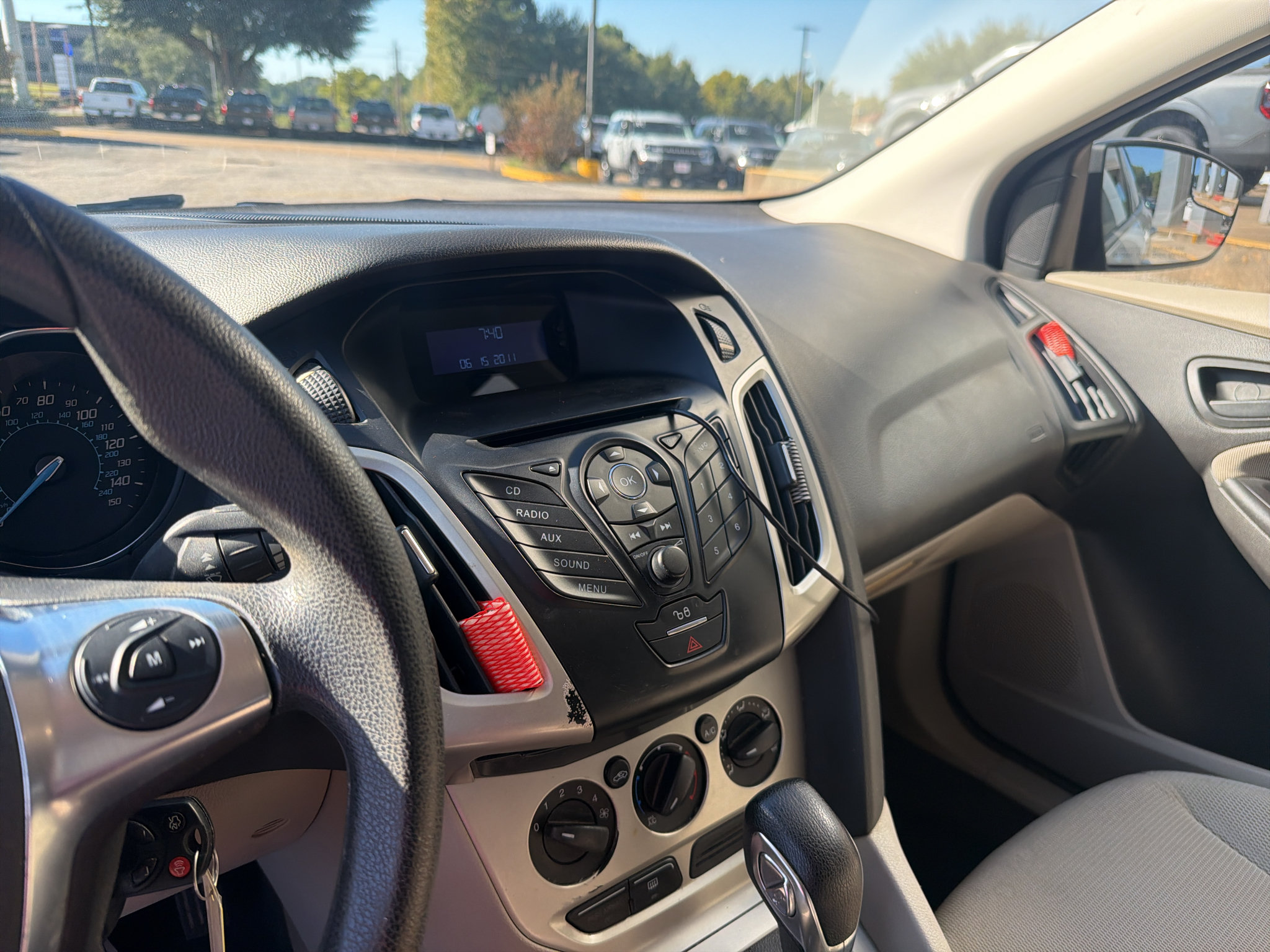 Used 2012 Ford Focus SE FWD image 10