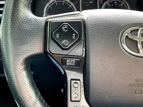 Used 2023 Toyota 4Runner TRD Off-Road Premium w/ Moonroof Package AWD/4WD image 12