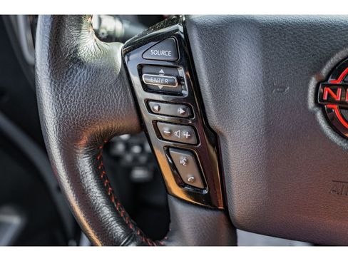 Used 2023 Nissan Frontier PRO-4X w/ Pro-4X Premium Package image 12