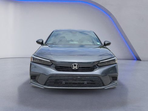 Used 2023 Honda Civic Sport image 8