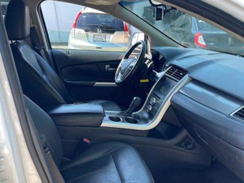 Used 2011 Ford Edge SEL w/ 202A Rapid Spec Order Code AWD/4WD image 6