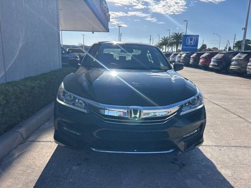 Used 2016 Honda Accord Sport image 2