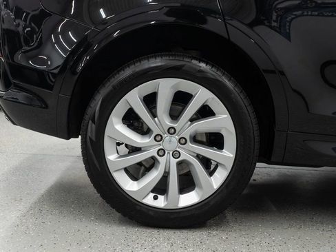 Used 2023 Land Rover Discovery Sport S R-Dynamic image 33