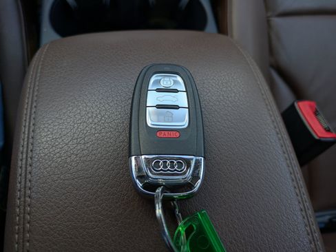 Used 2017 Audi Q5 2.0T Premium Plus w/ Technology Package image 31