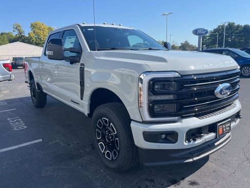 New 2026 Ford F250 Platinum image 7