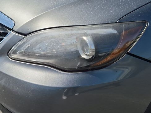 Used 2013 Chrysler 200 Touring w/ S Exterior Appearance Pkg FWD image 10