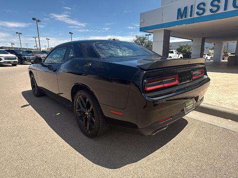 Used 2022 Dodge Challenger SXT w/ Blacktop Package RWD image 5
