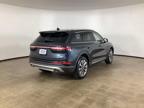 Used 2022 Lincoln Corsair Reserve w/ Equipment Group 201A AWD/4WD image 5