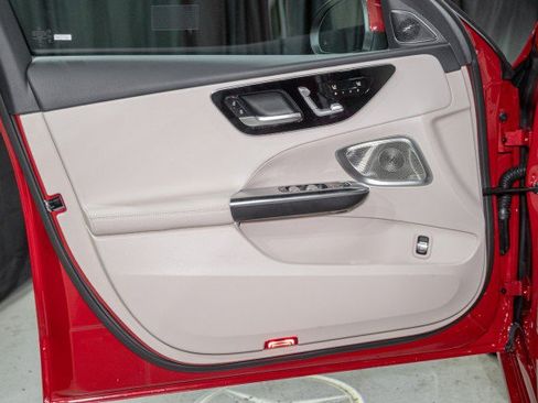 Used 2026 Mercedes-Benz C 300 Sedan image 10