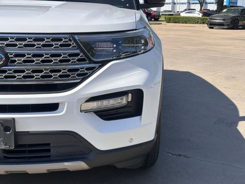 Used 2021 Ford Explorer Limited w/ Equipment Group 301A image 4