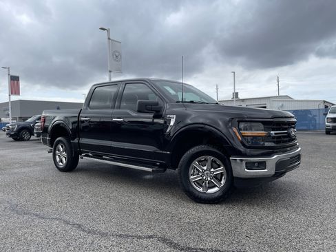 Used 2024 Ford F150 Lariat w/ FX4 Off-Road Package image 1