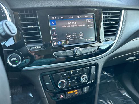 Used 2022 Buick Encore Preferred w/ Safety Package image 16