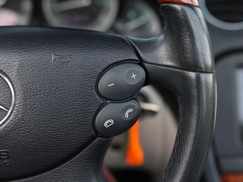 Used 2007 Mercedes-Benz SL 550 2DR COUPE w/ Premium Pkg I image 27